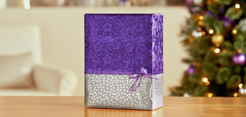 Taśma klejąca SCOTCH® Gift Wrap, do pakowania prezentów, na podajniku, 19mm, 7,5m, transparentna