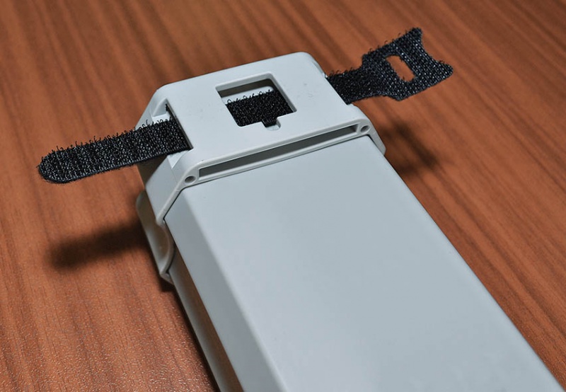 Listwa zasilająca BRENNENSTUHL Premium, 4 gniazda, zaczep, 1,8m, z wył., czarna