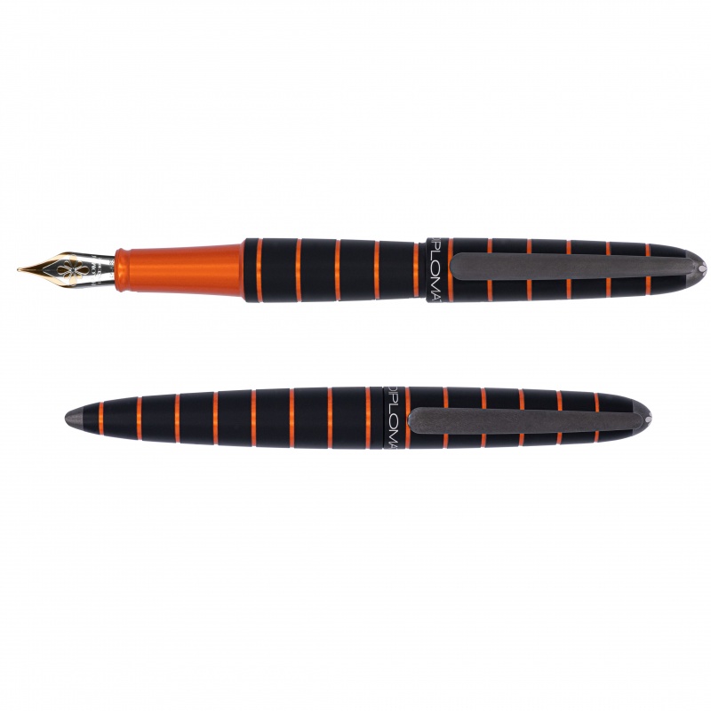 Pióro wieczne DIPLOMAT Elox Ring, M, 14ct, czarne/pomarańczowe