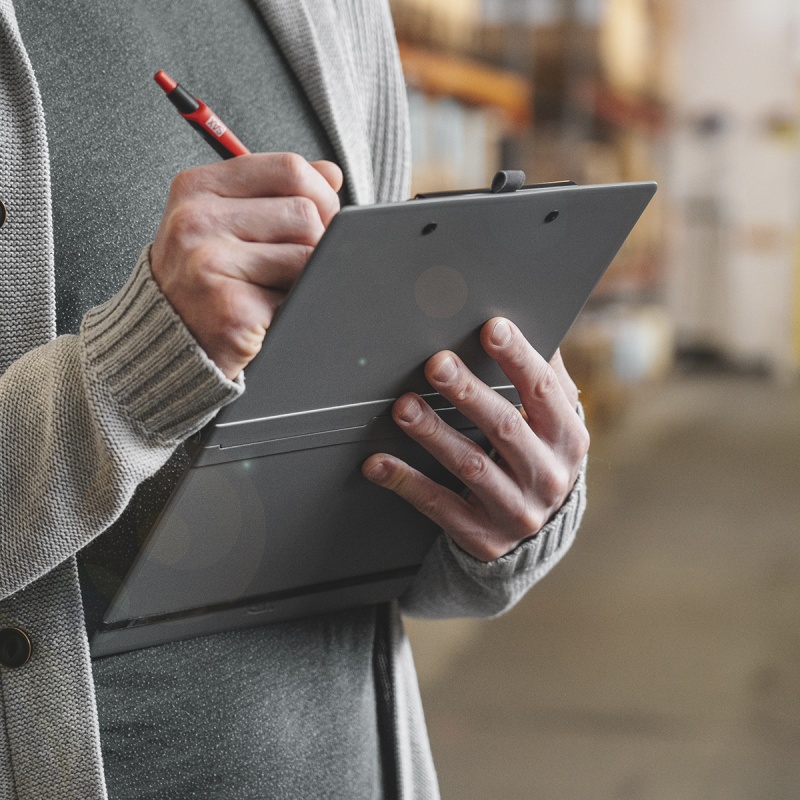 Clipboard składany SAX, PP, A5/A4, z met. klipsem, z gumką i uchwytem na długopis, szary