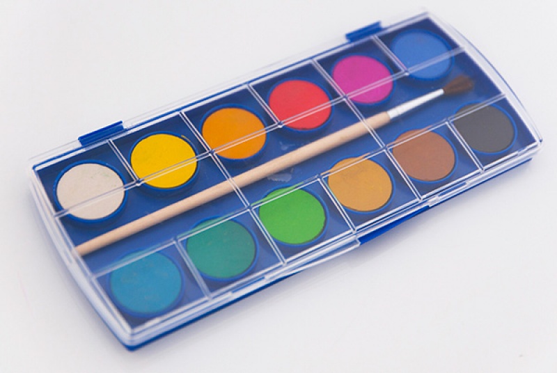 Farby akwarelowe KEYROAD,  zawieszka, z pędzelkiem, 12 kolorów