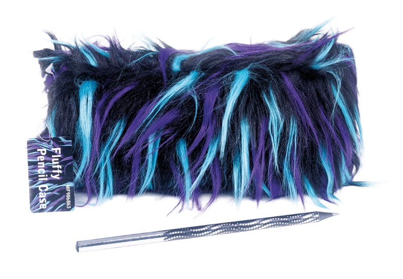 Piórnik-saszetka MEMORIS Fluffy, włochata, na suwak, czarna