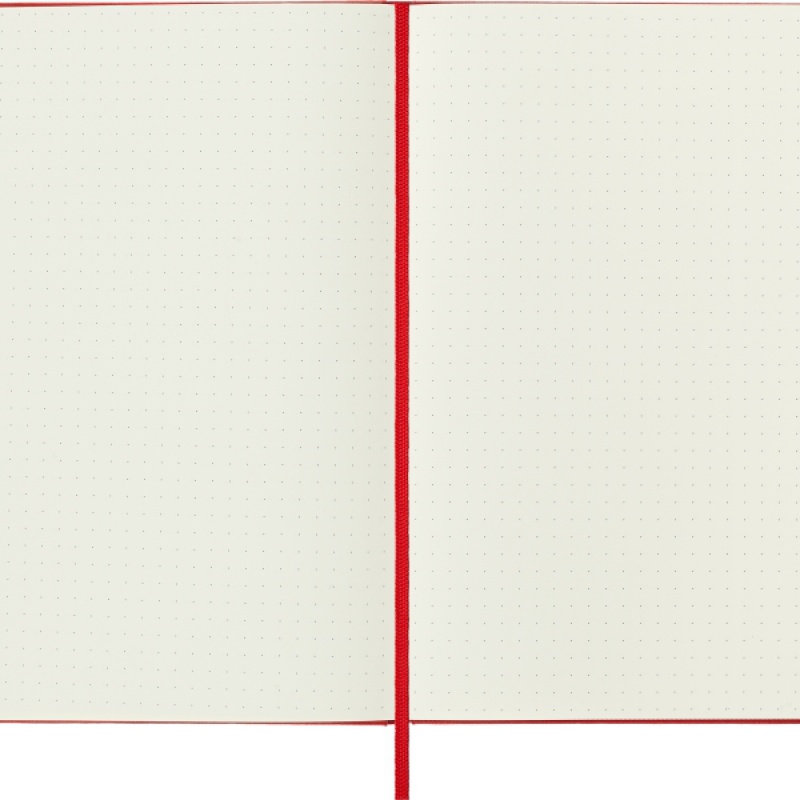 Notes MOLESKINE Classic L (13x21 cm) w kropki, twarda oprawa, scarlet red, 240 stron, czerwony
