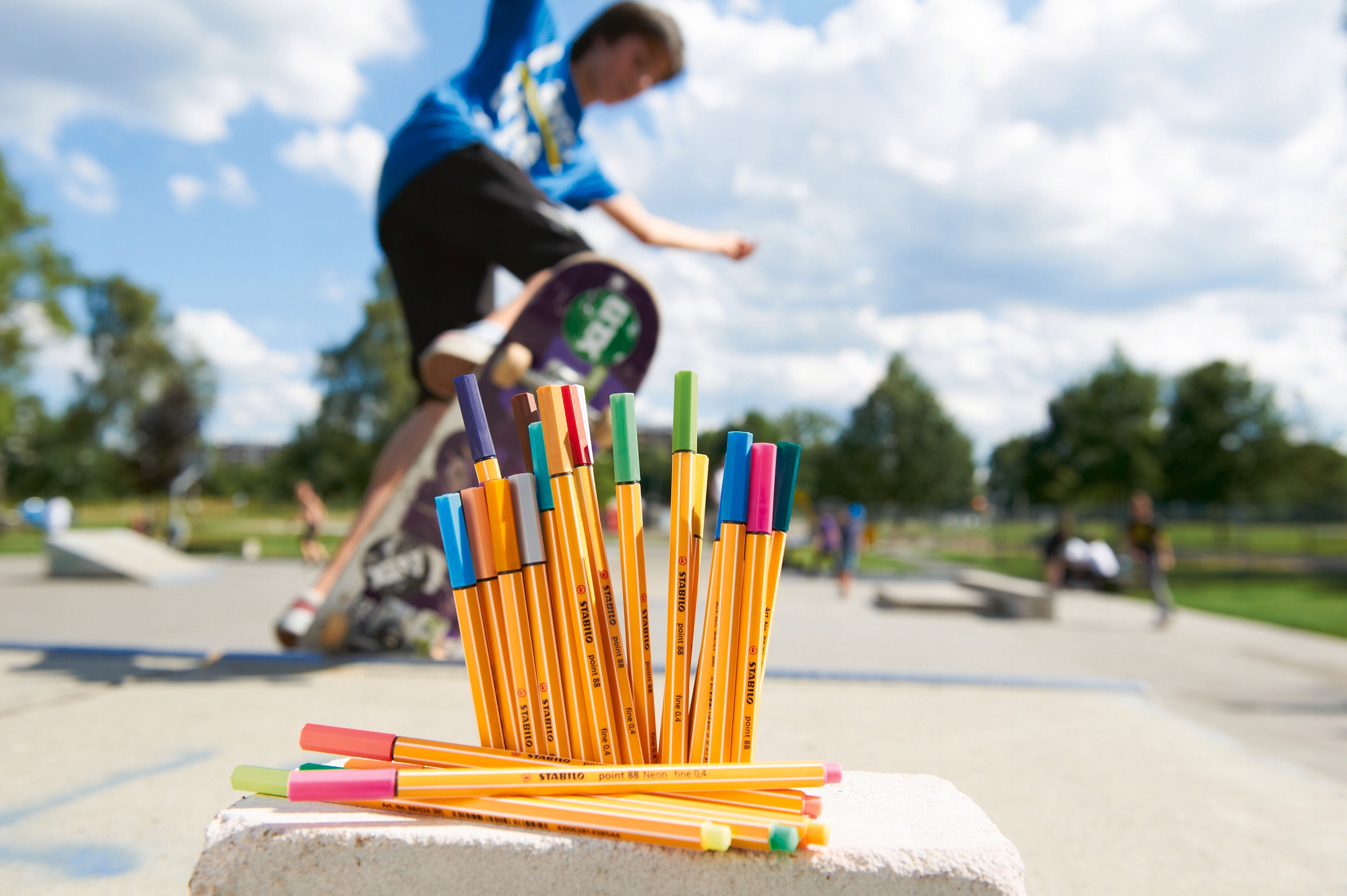 Cienkopis STABILO point 88 0.4mm brąz 88/45