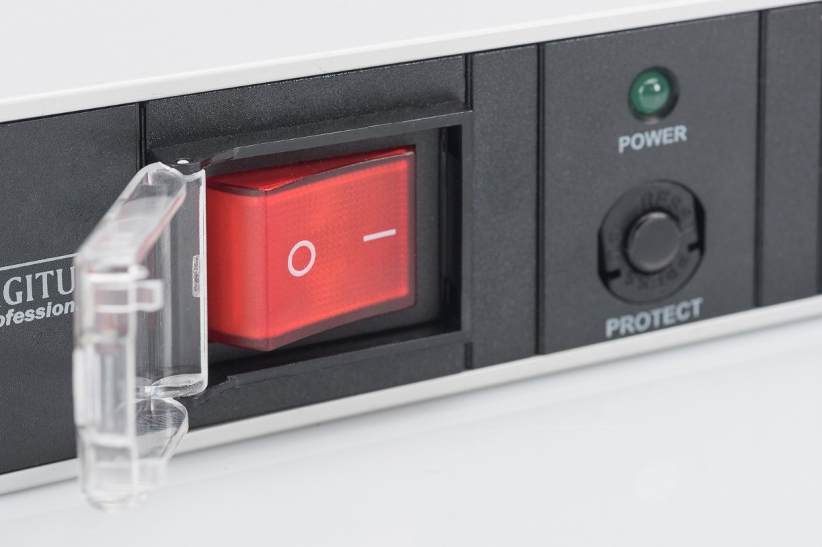 Listwa zasilająca PDU 19" Rack, 7x gniazdo schuko, 2.0m, 1x wtyk unischuko, 16A, wł./wył., zabezpieczenie przeciążeniowe, profil aluminiowy