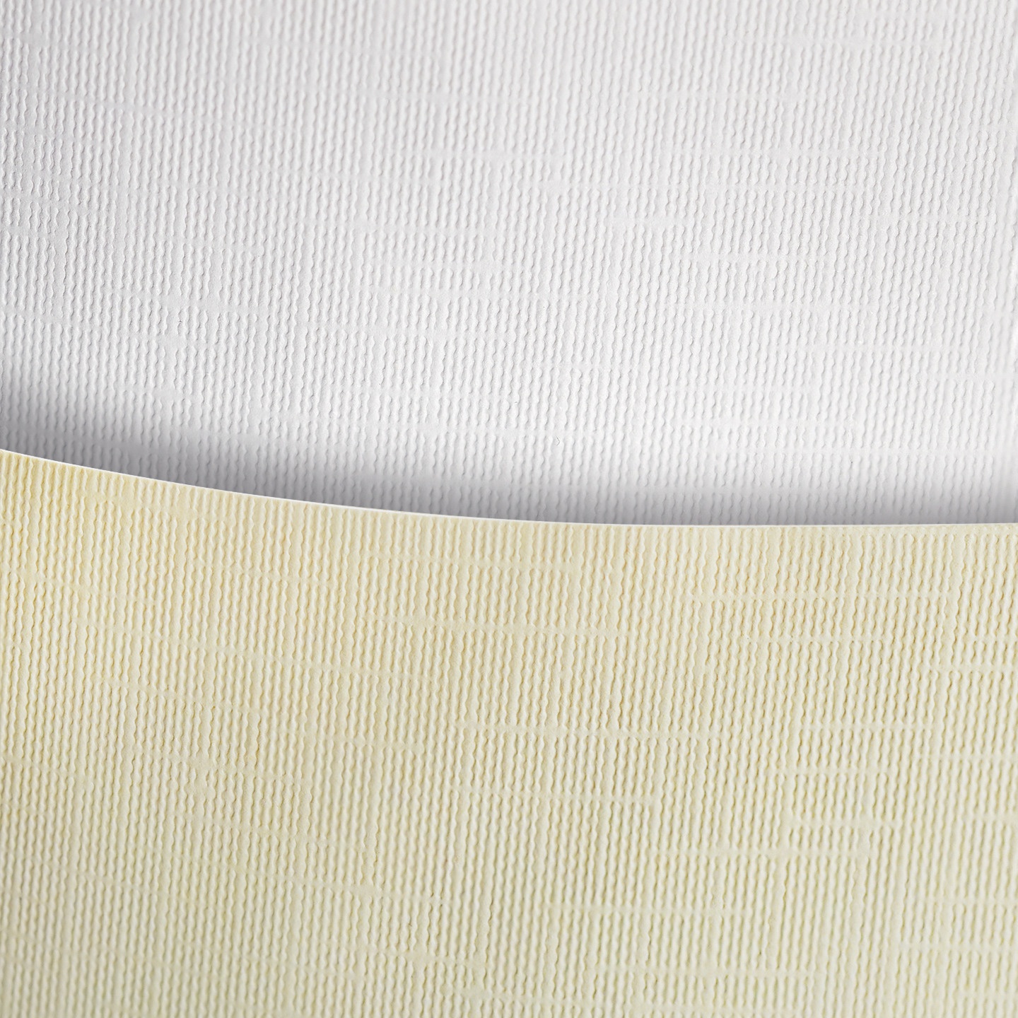 Karton ozdobny Sukno biały 180g A4 20ark. GALERIA PAPIERU