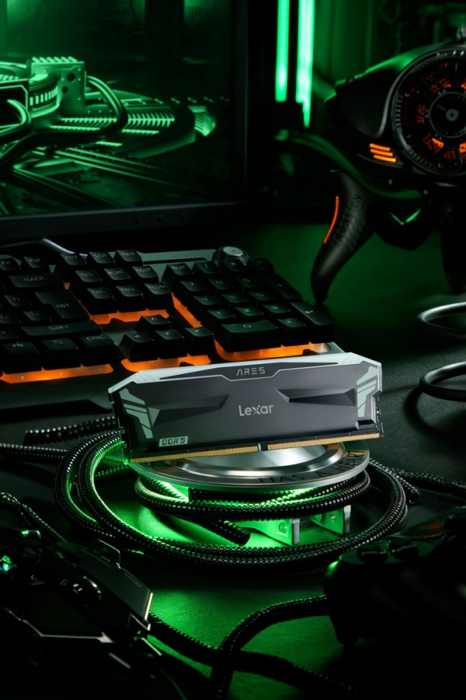 Pamięć DDR5 ARES RGB Gaming  32GB(2*16GB)/7200 czarna